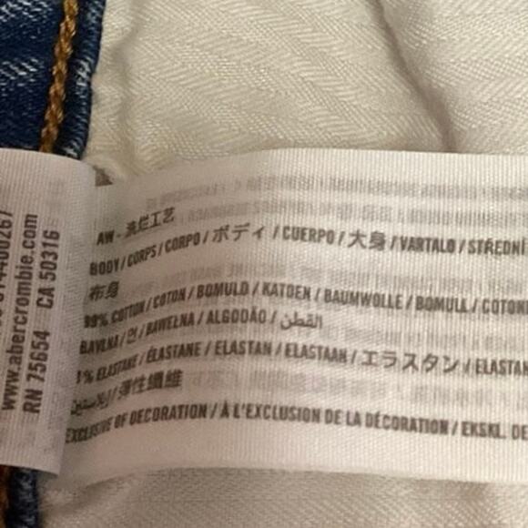 Abercrombie & Fitch Blue Denim Ultra High Rise Ripped Straight Mom Jeans Sz 27 - Picture 6 of 6